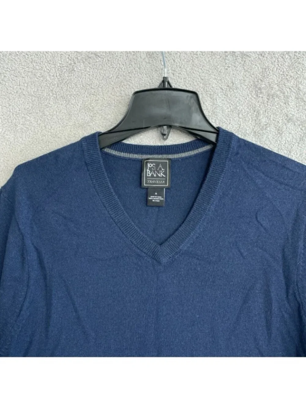 Jos. A. Bank Men's Navy V-Neck Sweater